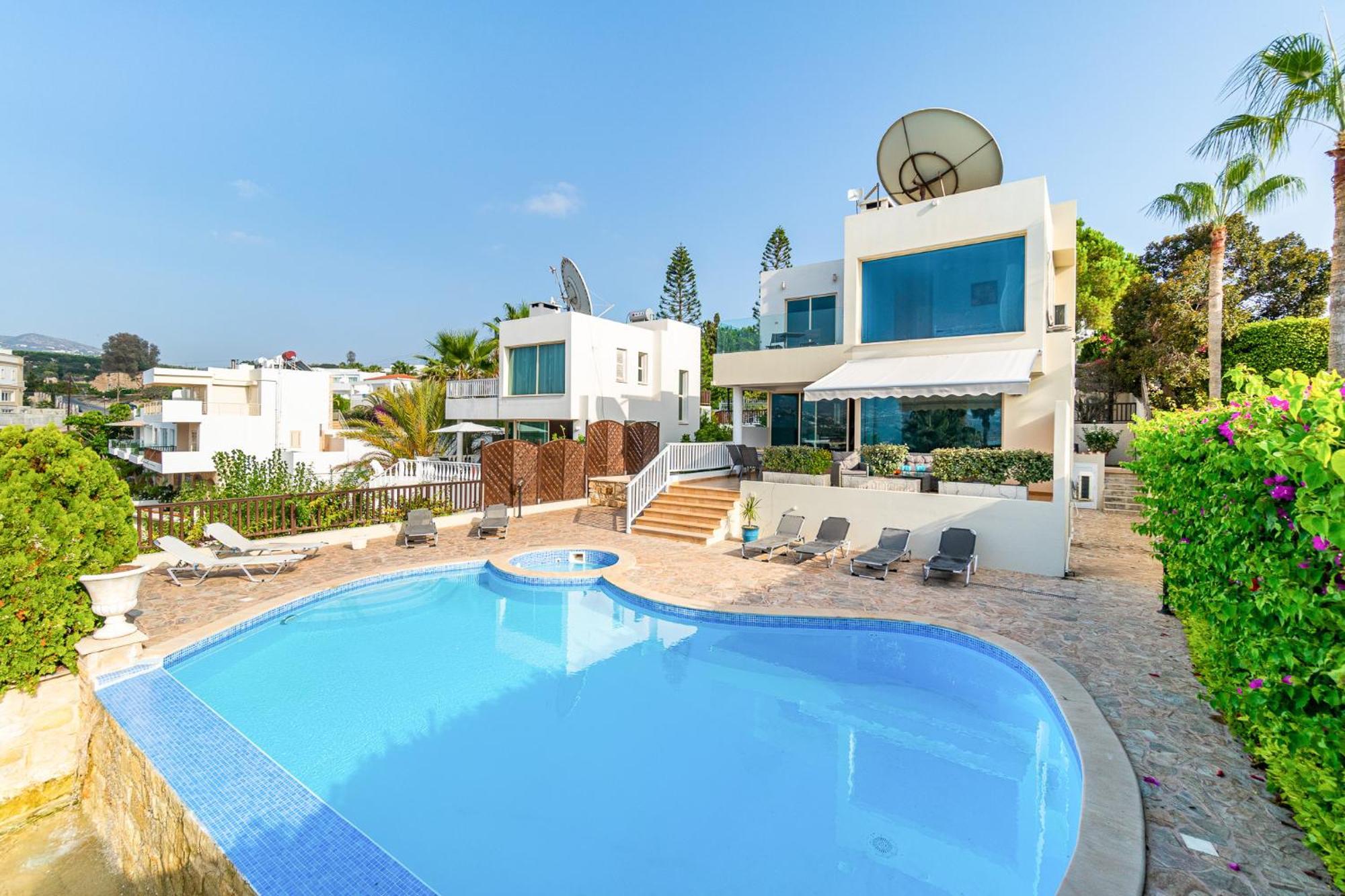 Beach Front Villa Mer Blu By Ezoria Villas Coral Bay Exterior foto
